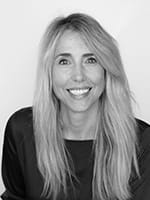 Headshot of Nicole Svec